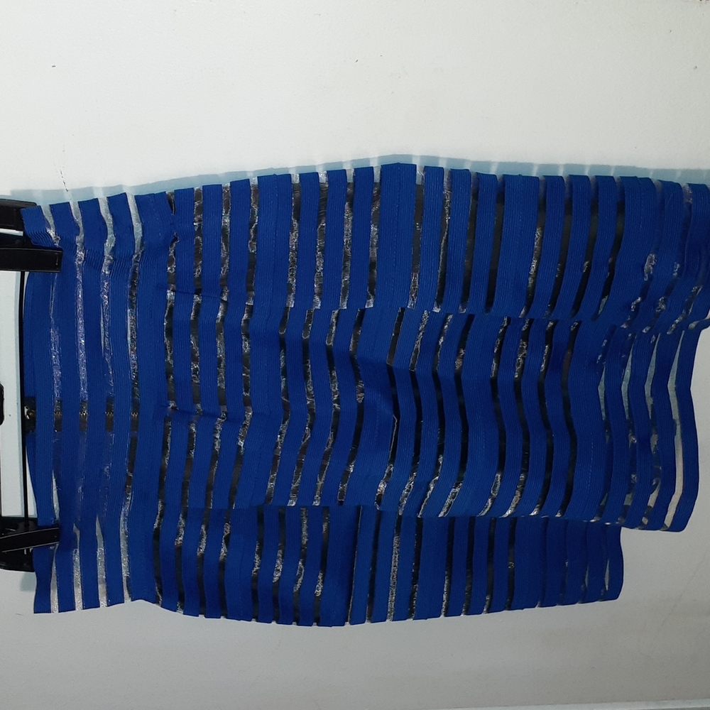 Koko Ailis, Juniors size L, 100% polyester, lined, royal blue skirt.
